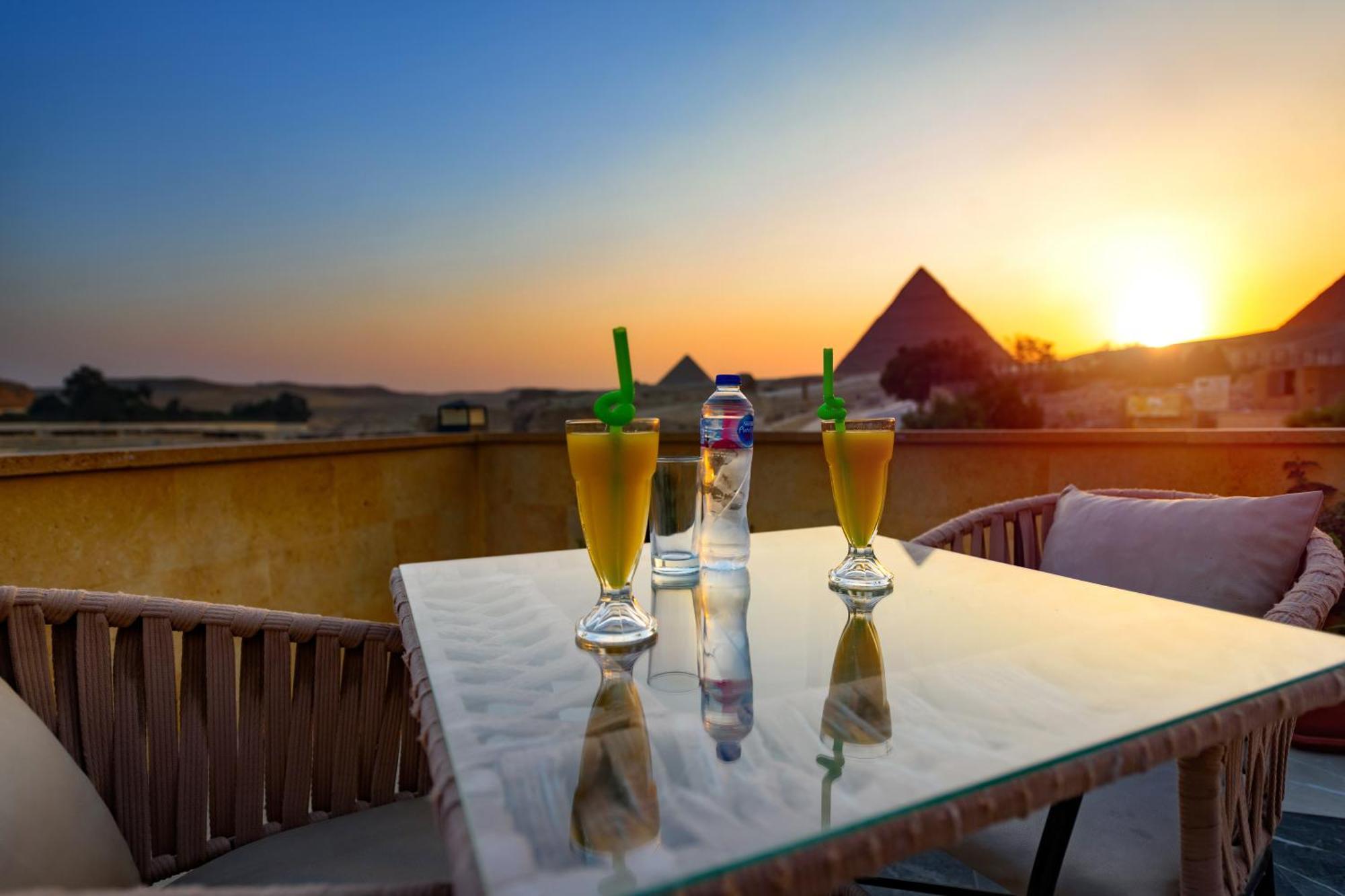 The Gate Hotel Front Pyramids & Sphinx View Kafret el-Gabal Exteriér fotografie