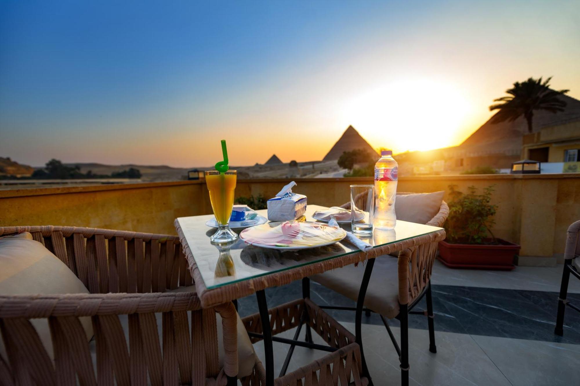 The Gate Hotel Front Pyramids & Sphinx View Kafret el-Gabal Exteriér fotografie